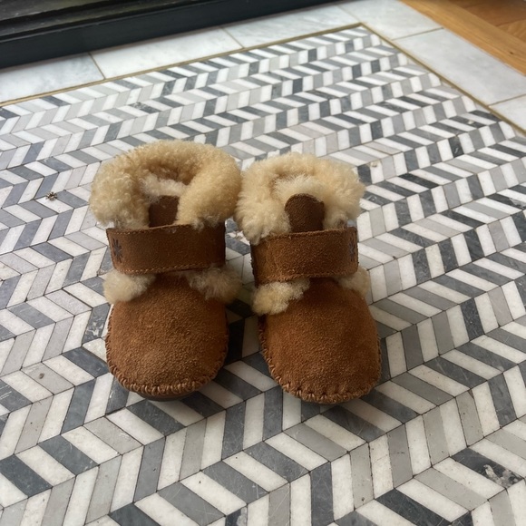 L.L. Bean Toddlers' Wicked Good Slippers - Picture 8 of 8